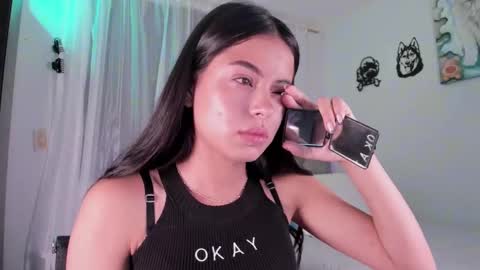 MELANI online show from February 21, 2025, 3:21 pm