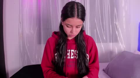 MELANI online show from March 6, 2025, 4:38 pm