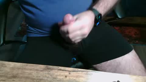 Snapshot of bearscar84 chatting on February 8, 2025, 5:29 pm bearscar84 online show from February 8, 2025, 5:29 pm