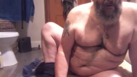 Snapshot of bearsteve75 chatting on April 10, 2026, 8:02 pm bearsteve75 online show from April 10, 2026, 8:02 pm
