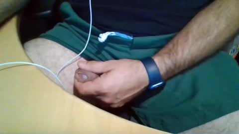 Snapshot of bearyuncut chatting on September 26, 2025, 3:32 am bearyuncut online show from September 26, 2025, 3:32 am