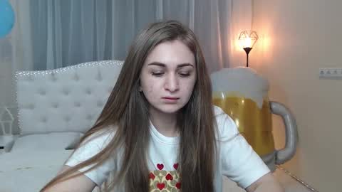 Snapshot of beataangel chatting on September 17, 2025, 8:16 am beataangel online show from September 17, 2025, 8:16 am