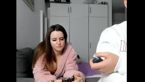 beatixxxandliam online show from January 18, 2025, 9:34 pm