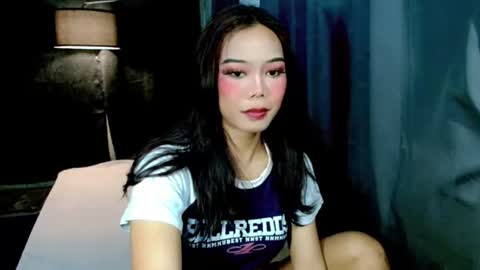 beatrice_luna online show from August 7, 2026, 3:52 am