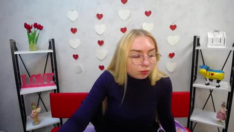 BeatriceFlyy online show from December 14, 2024, 4:09 pm