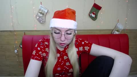 BeatriceFlyy online show from December 19, 2024, 6:56 am