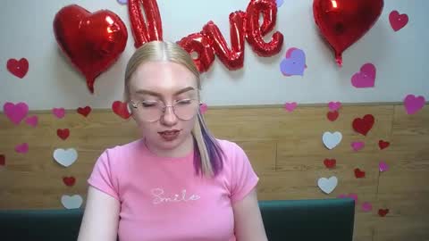 BeatriceFlyy online show from February 18, 2025, 2:38 pm