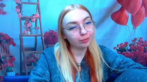 BeatriceFlyy online show from April 18, 2026, 1:04 pm