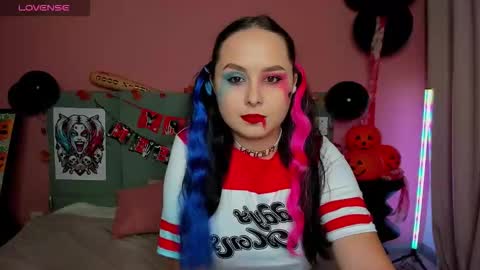 Beatrice 3 online show from October 30, 2025, 1:18 am