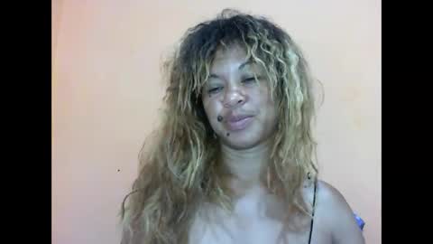 Snapshot of beaute_choco chatting on January 14, 2025, 11:10 am Eva online show from January 14, 2025, 11:10 am
