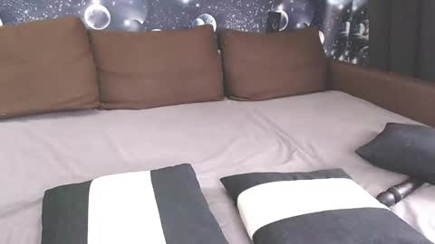 Gina online show from March 5, 2025, 5:40 am