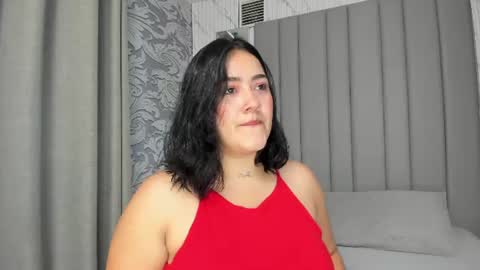 Snapshot of beautifulgirl4u_ chatting on July 2, 2026, 11:22 pm online show from July 2, 2026, 11:22 pm