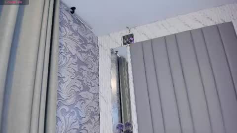 Snapshot of beautifulgirl4u_ chatting on July 25, 2026, 12:03 pm online show from July 25, 2026, 12:03 pm