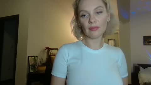 Snapshot of beautifulkollettee chatting on January 9, 2025, 11:34 pm Beautifulkollette online show from January 9, 2025, 11:34 pm