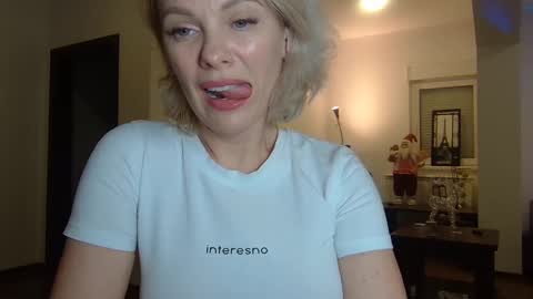 Snapshot of beautifulkollettee chatting on January 12, 2025, 9:29 pm Beautifulkollette online show from January 12, 2025, 9:29 pm