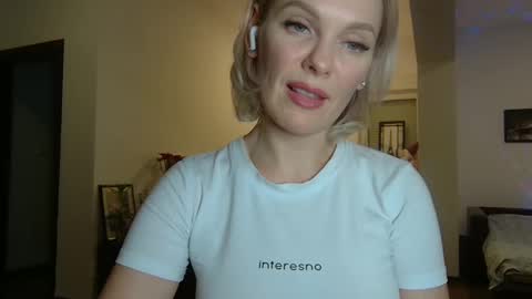 Snapshot of beautifulkollettee chatting on January 15, 2025, 10:24 pm Beautifulkollette online show from January 15, 2025, 10:24 pm