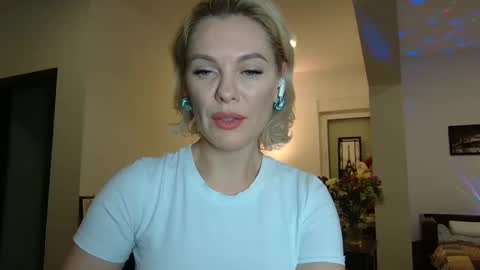 Snapshot of beautifulkollettee chatting on January 19, 2025, 7:15 pm Beautifulkollette online show from January 19, 2025, 7:15 pm