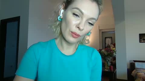 Snapshot of beautifulkollettee chatting on January 20, 2025, 12:49 pm Beautifulkollette online show from January 20, 2025, 12:49 pm