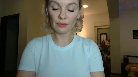 Snapshot of beautifulkollettee chatting on January 20, 2025, 9:32 pm Beautifulkollette online show from January 20, 2025, 9:32 pm