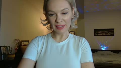 Snapshot of beautifulkollettee chatting on February 1, 2025, 12:26 pm Beautifulkollette online show from February 1, 2025, 12:26 pm