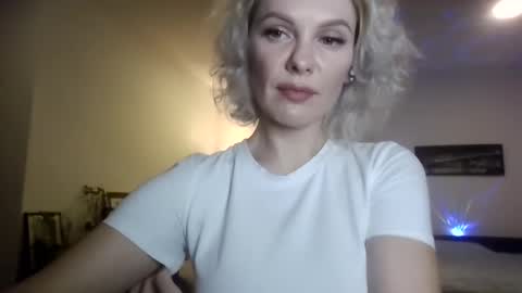 Snapshot of beautifulkollettee chatting on February 4, 2025, 11:49 pm Beautifulkollette online show from February 4, 2025, 11:49 pm