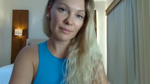 Beautifulkollette online show from October 18, 2025, 5:54 am