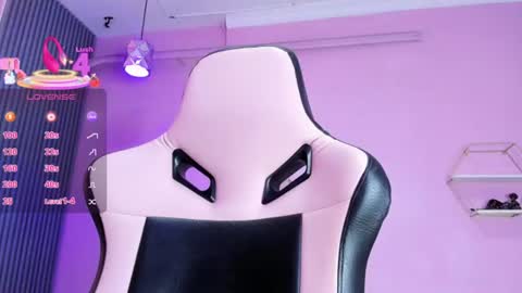 Snapshot of beautty_woman_ chatting on June 22, 2026, 10:23 am Sara online show from June 22, 2026, 10:23 am