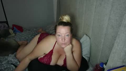 Snapshot of beauty4agent chatting on April 4, 2026, 5:16 am beauty4agent online show from April 4, 2026, 5:16 am
