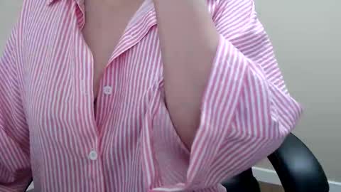 Snapshot of beauty_annyta chatting on April 27, 2026, 6:44 am beauty_annyta online show from April 27, 2026, 6:44 am