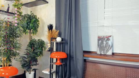 Snapshot of beauty_future chatting on January 12, 2025, 2:41 pm Nicole online show from January 12, 2025, 2:41 pm