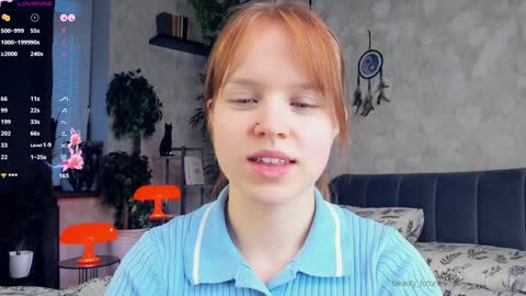 Snapshot of beauty_future chatting on January 20, 2025, 1:11 pm Nicole online show from January 20, 2025, 1:11 pm