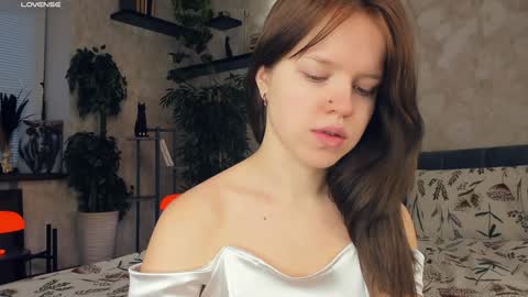 Snapshot of beauty_future chatting on February 1, 2025, 7:05 am Nicole online show from February 1, 2025, 7:05 am