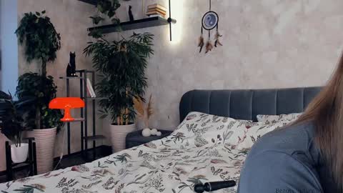 Snapshot of beauty_future chatting on February 3, 2025, 7:18 am Nicole online show from February 3, 2025, 7:18 am