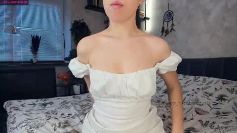 Snapshot of beauty_future chatting on February 14, 2025, 7:28 am Nicole online show from February 14, 2025, 7:28 am