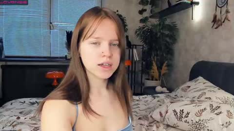 Snapshot of beauty_future chatting on February 17, 2025, 7:15 am Nicole online show from February 17, 2025, 7:15 am