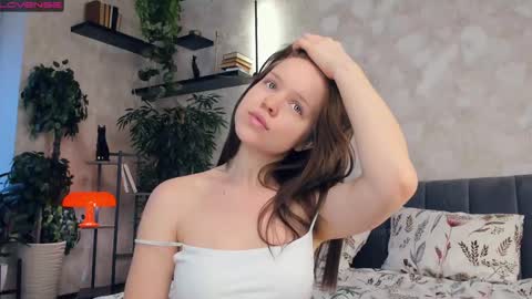 Snapshot of beauty_future chatting on February 23, 2025, 6:28 am Nicole online show from February 23, 2025, 6:28 am