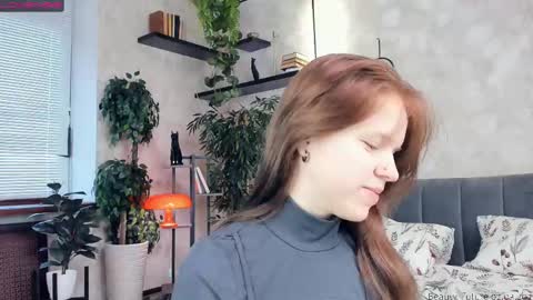 Snapshot of beauty_future chatting on March 2, 2025, 7:21 am Nicole online show from March 2, 2025, 7:21 am