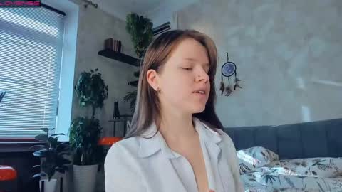 Snapshot of beauty_future chatting on March 8, 2025, 12:52 pm Nicole online show from March 8, 2025, 12:52 pm