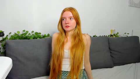 Snapshot of beauty_ho chatting on April 2, 2026, 6:33 am Juli online show from April 2, 2026, 6:33 am