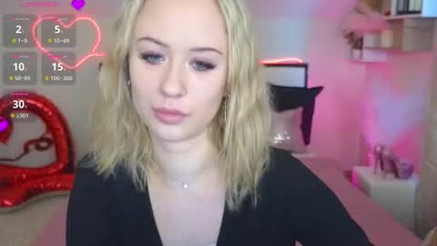 Snapshot of beauty_sashaxx chatting on February 16, 2026, 2:02 pm beauty Sasha online show from February 16, 2026, 2:02 pm