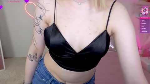 Snapshot of beauty_sashaxx chatting on May 7, 2026, 7:08 pm beauty Sasha online show from May 7, 2026, 7:08 pm