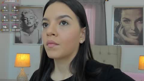 Ariana Reyes online show from October 8, 2025, 12:25 pm