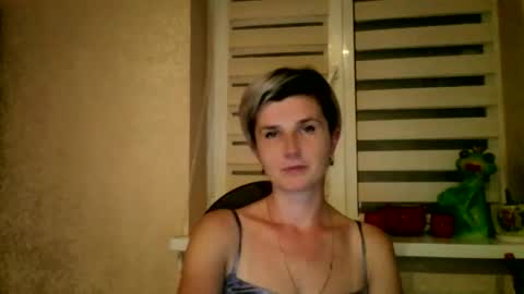 Snapshot of beautyksenia chatting on September 19, 2025, 7:03 pm BeautyKsenia online show from September 19, 2025, 7:03 pm
