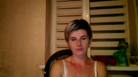 Snapshot of beautyksenia chatting on September 22, 2025, 6:21 pm BeautyKsenia online show from September 22, 2025, 6:21 pm