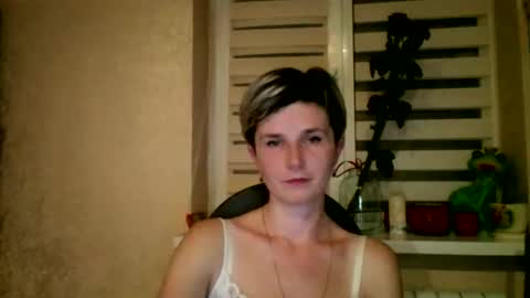 Snapshot of beautyksenia chatting on November 6, 2025, 8:43 pm BeautyKsenia online show from November 6, 2025, 8:43 pm