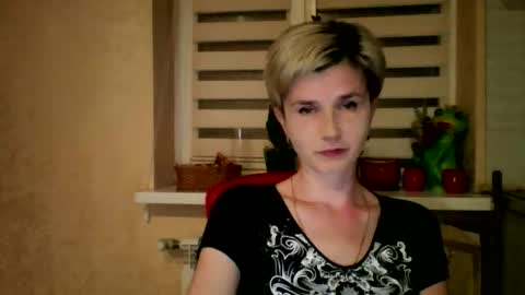 BeautyKsenia online show from May 5, 2026, 7:22 pm