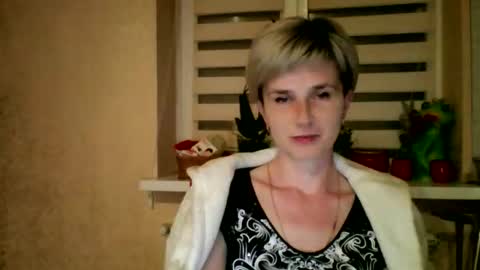 BeautyKsenia online show from May 6, 2026, 7:08 pm