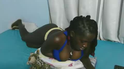 Snapshot of beautytyler chatting on October 10, 2025, 9:03 pm tyler online show from October 10, 2025, 9:03 pm