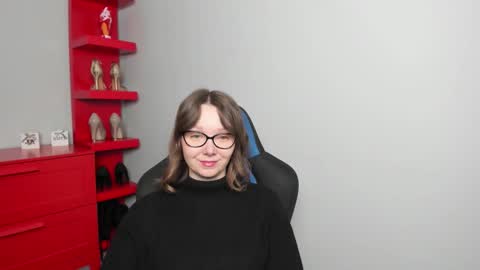 Zoe online show from March 18, 2026, 6:38 am