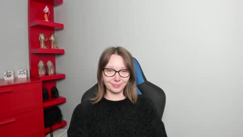 Zoe online show from May 12, 2026, 5:48 am
